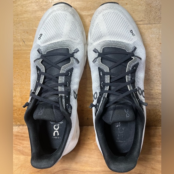 On CloudTilt LIGHTWEIGHT Womens Size 10 Running Shoes Sneakers Black Ivory - Picture 7 of 12